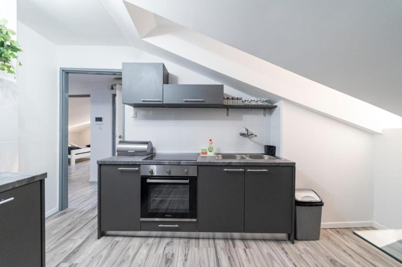 City Center Mayess Aparment Задар Екстериор снимка